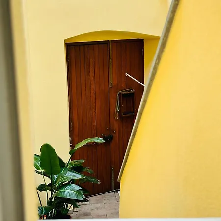 Apartament La Da Esther
