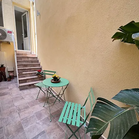 La Da Esther Apartment Adrano